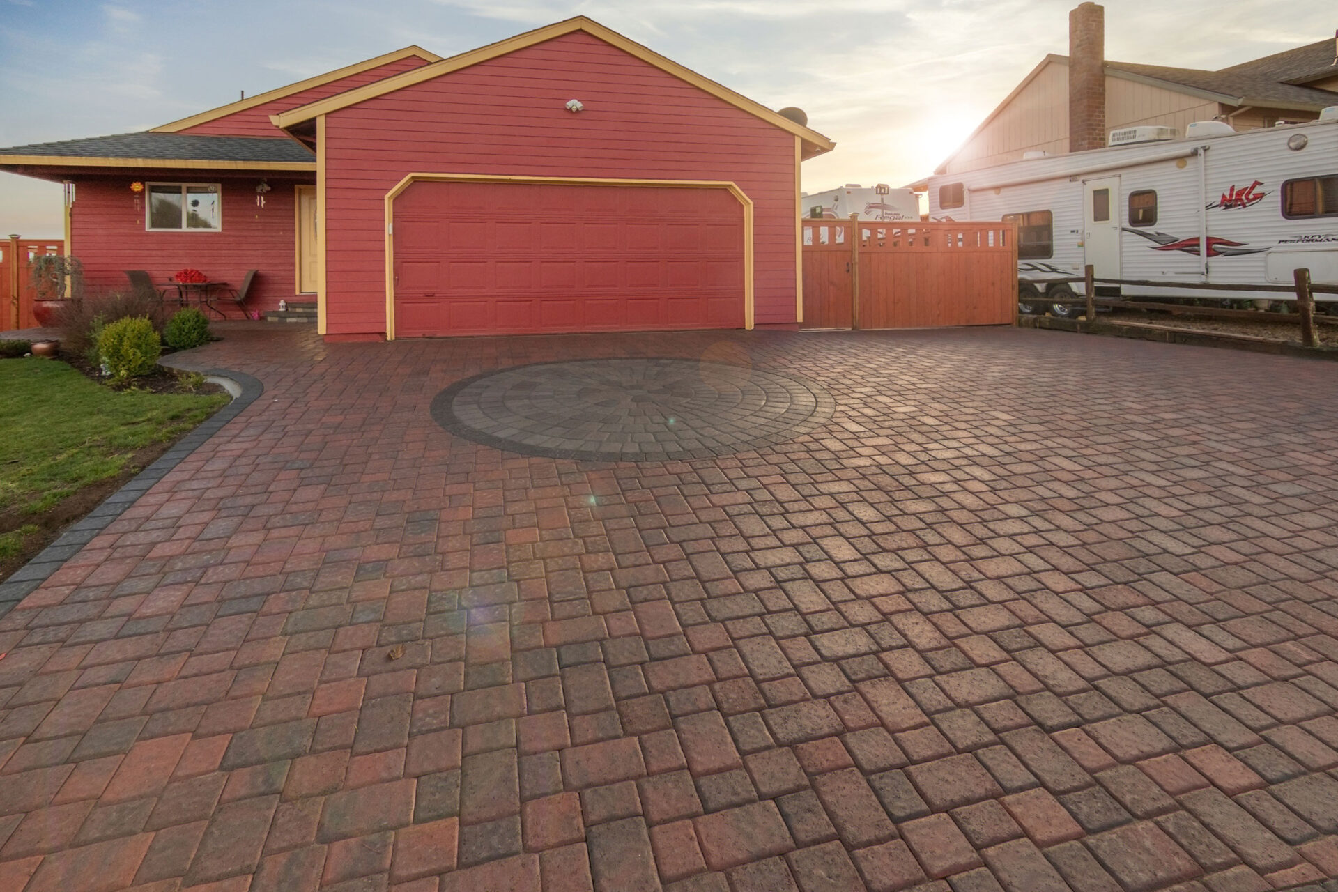 Camino-Stone-Boston-Blend-Driveway