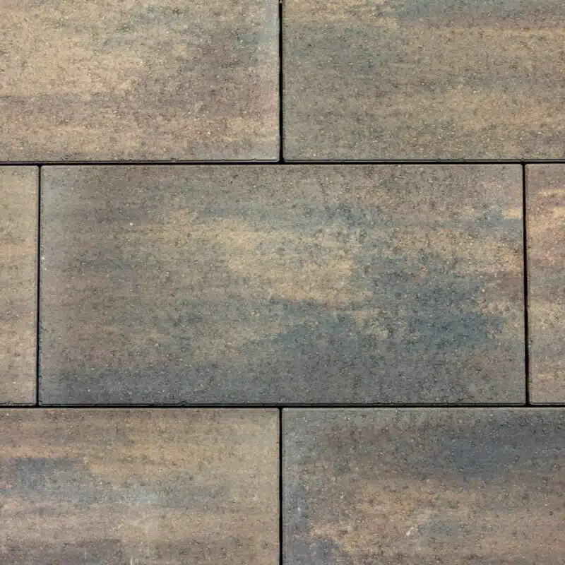 Largo 18 Concrete Patio Paver Umbria color swatch