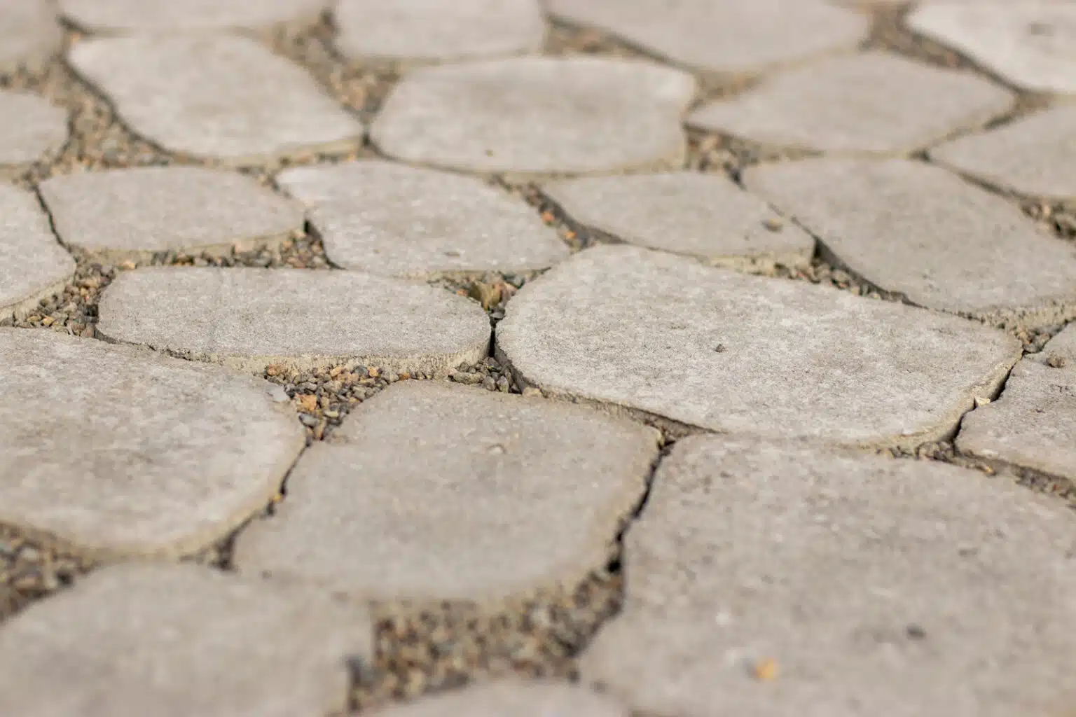 Roma Stone Pewter Color Concrete pavers Layer
